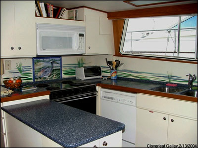 Cloverleaf's galley