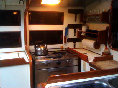 Kandarik's U shape galley is safe on any tack